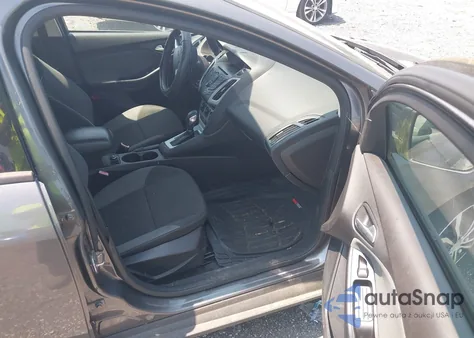 2012 Ford Focus Se z USA, uszkodzony, nr VIN 1FAHP3F24CL404341